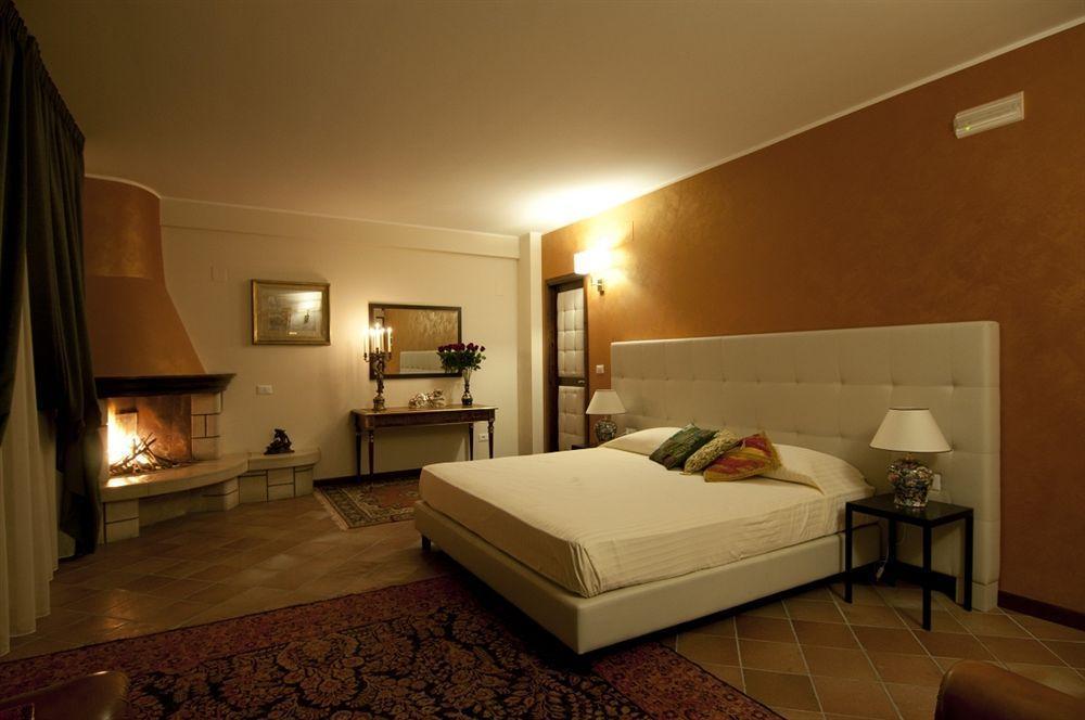 Queen Hotel San Giovanni Teatino Eksteriør bilde