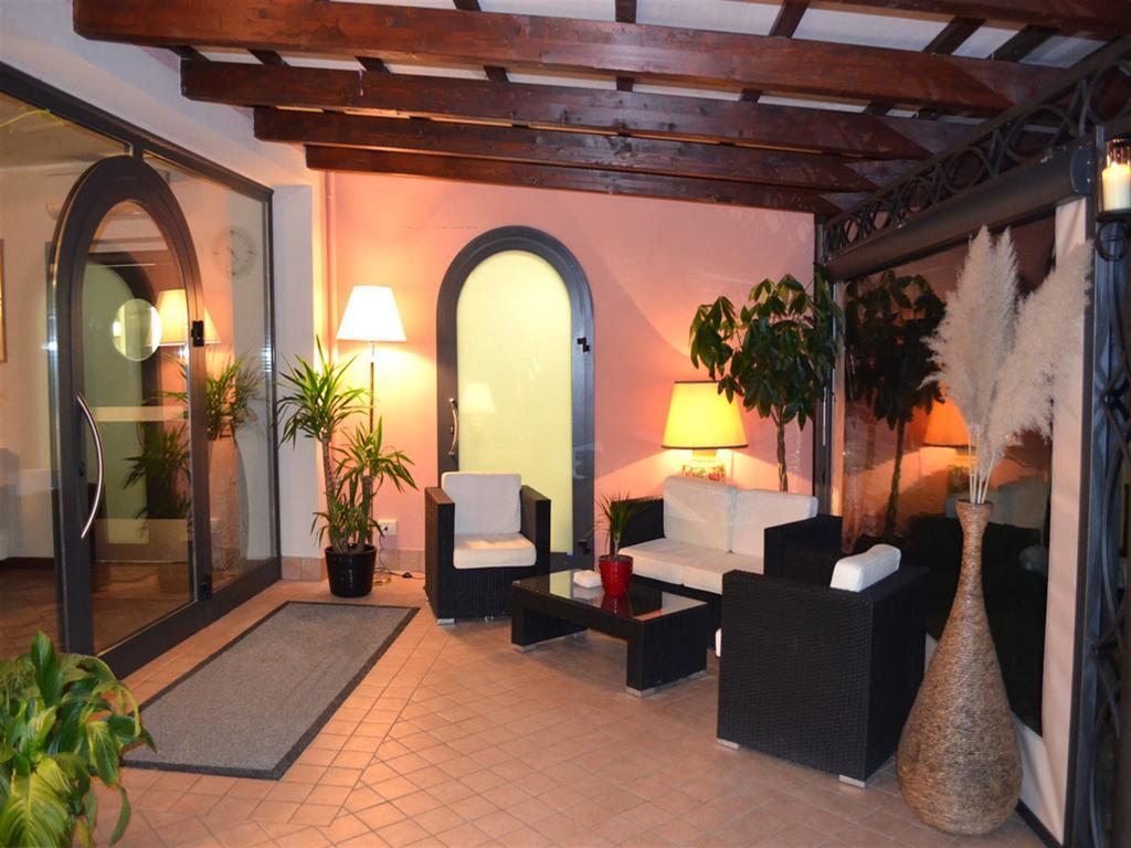 Queen Hotel San Giovanni Teatino Eksteriør bilde