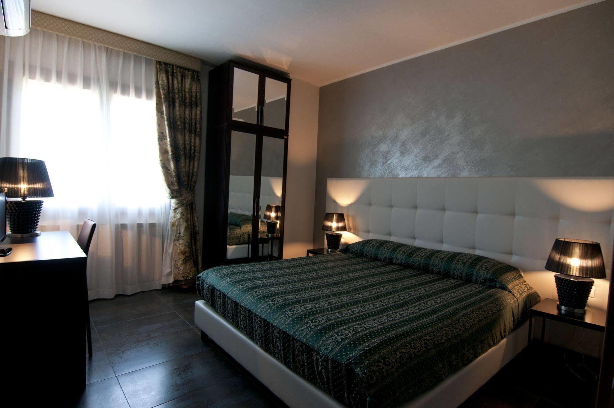 Queen Hotel San Giovanni Teatino Eksteriør bilde
